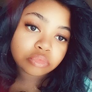 Meet your Posher, Deliyah